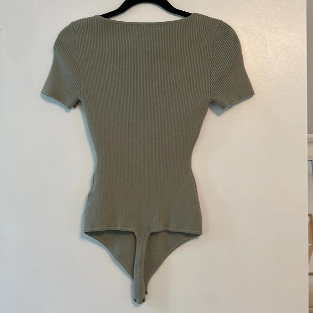 Abercrombie & Fitch Short Sleeve corset inspired Knit Bodysuit - Picture 7 of 10